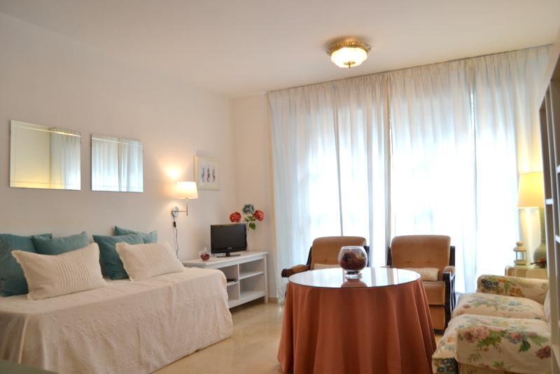 Apartamento Carlos Canal Sevilla Kültér fotó